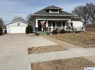 454 E 15th St, Wahoo, NE 68066