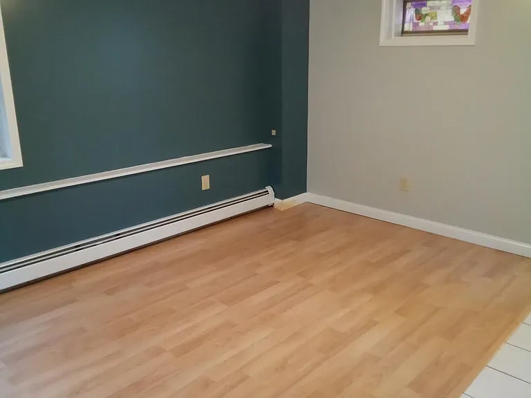 8 Hickory Ln — Photo 9