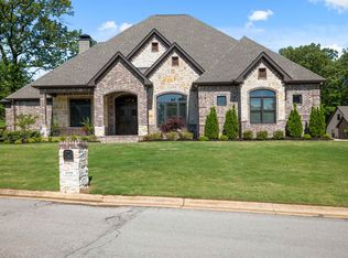 2059 Sloan Lake Dr, Jonesboro, AR 72404
