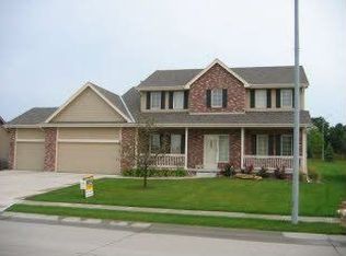 10242 Emiline St, La Vista, NE 68128