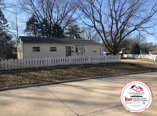 1505 Winston Dr, Champaign, IL 61821