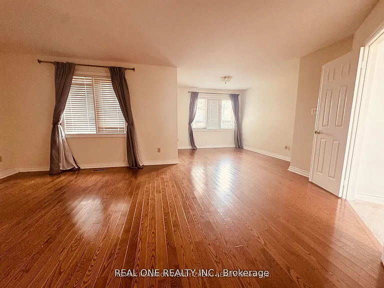 3 Elmsley Dr — Photo 7
