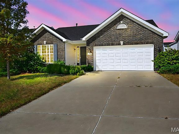 5th image of 203 Pearl Vista Dr
