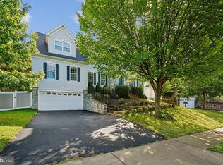 8761 Ellis Mill Dr, Nokesville, VA 20181