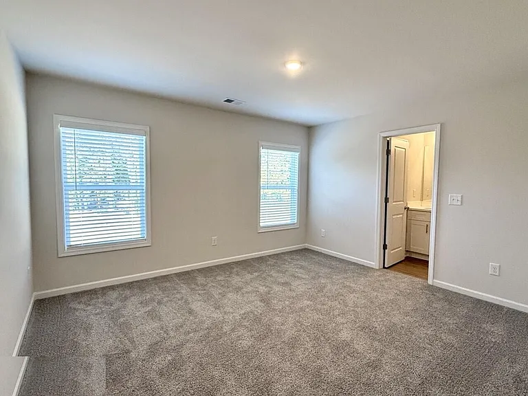 5477 Blossomwood Trl — Photo 2