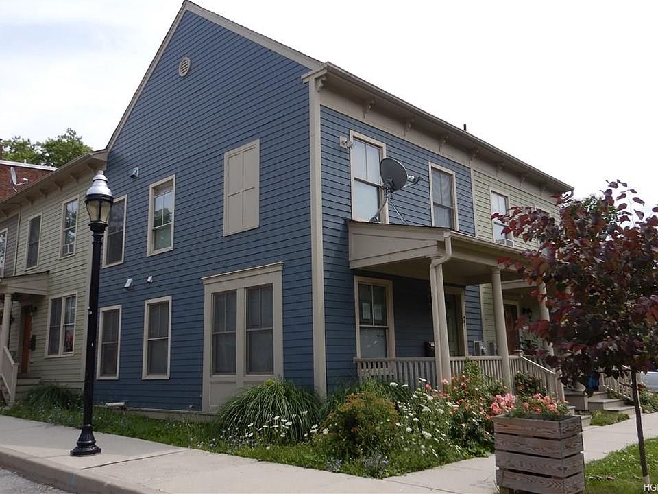 1st image of 27 E Parmenter St