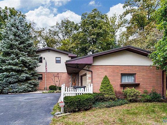 2nd image of 10910 Township Road 80