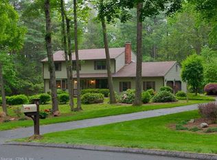 16 Roundhill Rd, Granby, CT 06035