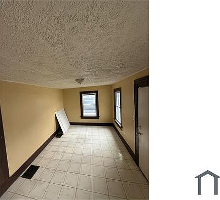 2nd image of 163 Durnan St
