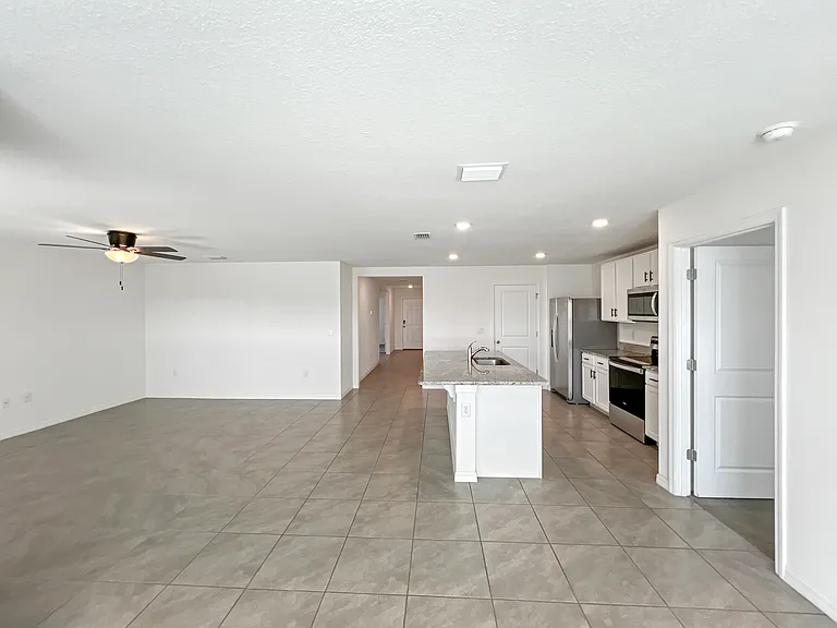 5563 SW 43rd Ct — Photo 19