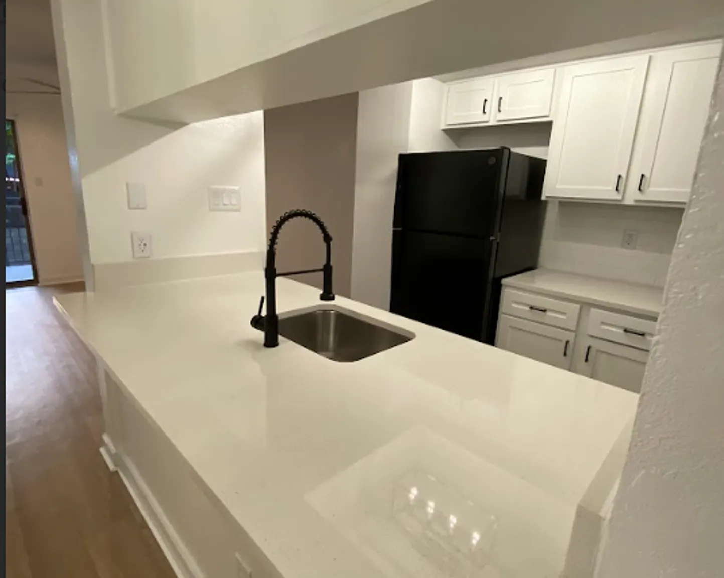 Townhollow Apartments — Photo 3