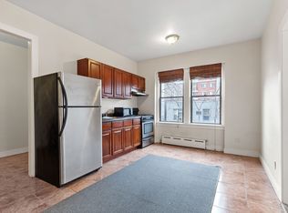 30-90 23rd St #2R, Astoria, NY 11102