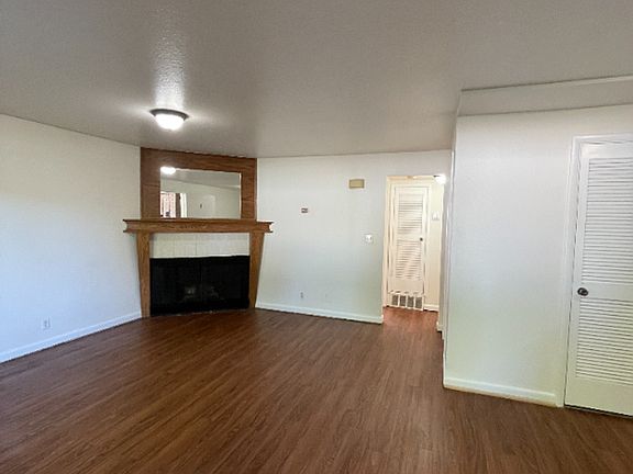 4th image of 2707 S Adams St #1