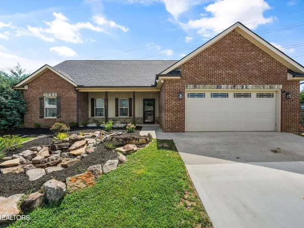 556 Greystoke Ln, Knoxville, TN 37912