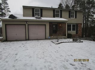 4610 Pine Ridge Dr, Stow, OH 44224