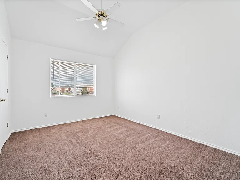 3805 Woodrow Dr #C — Photo 12
