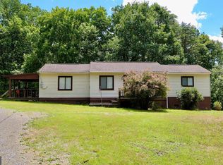 99 Hillcrest Dr, Wardensville, WV 26851