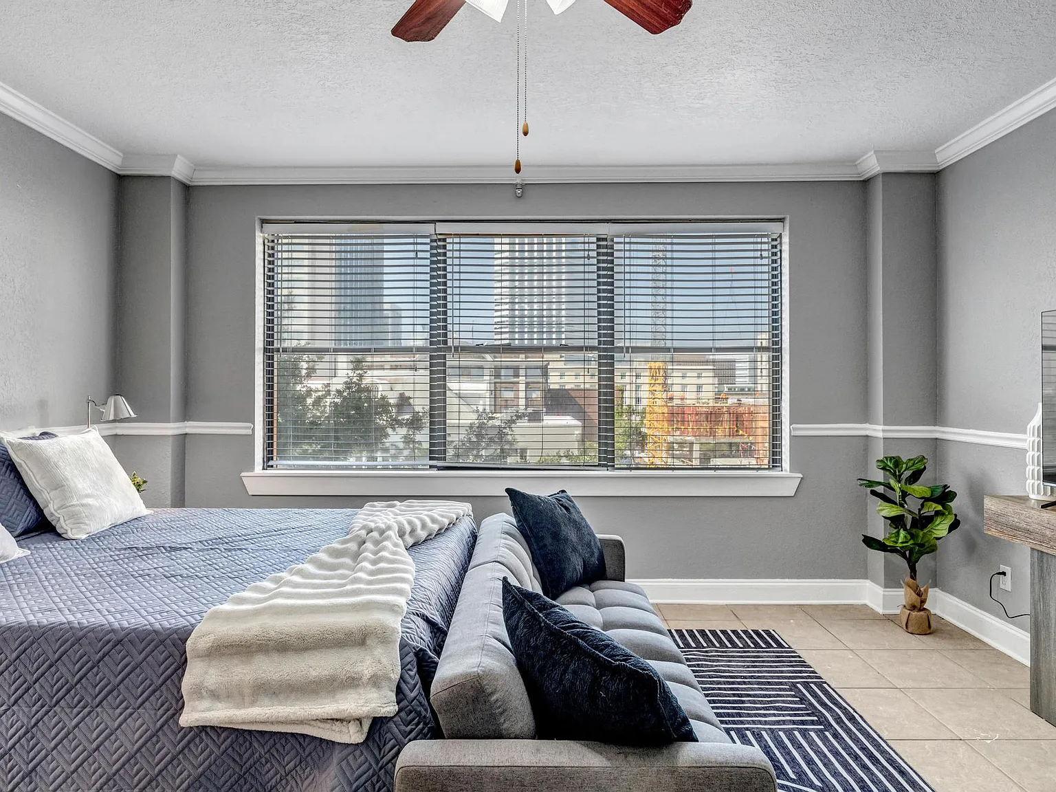 Studio, 425 sqft, $1,145 — Photo 4