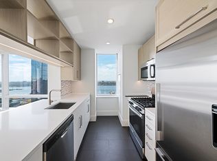 555 10th Ave APT 24B, New York, NY 10018