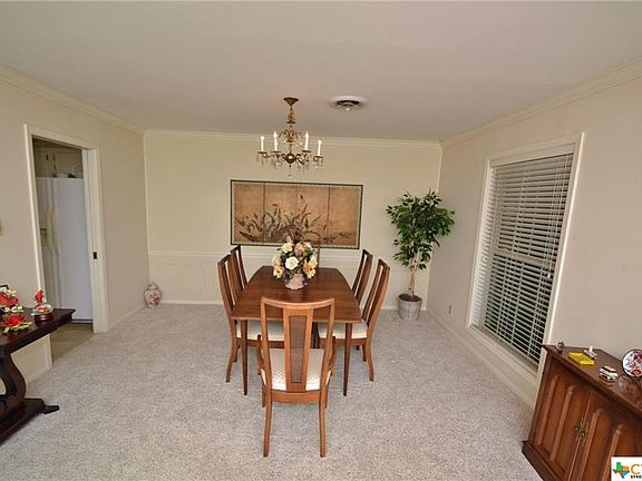 4th image of 2501 College Dr