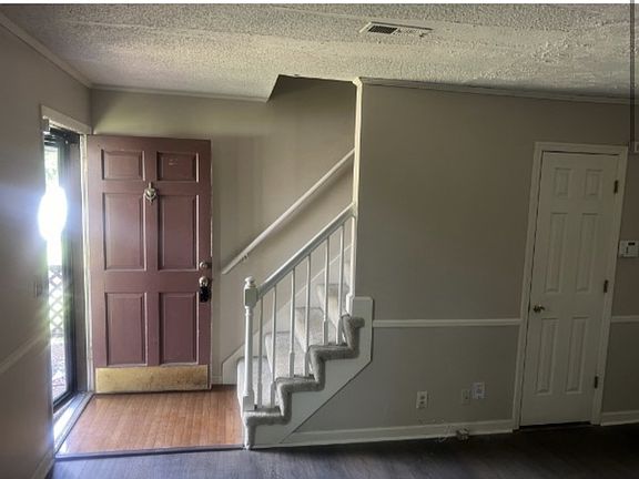 2nd image of 3251 Anderson Rd