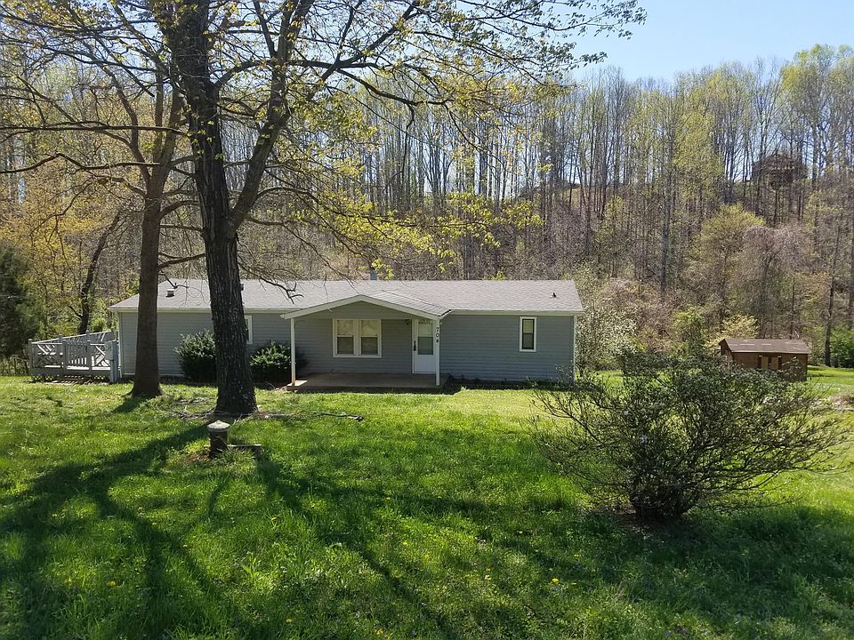 1st image of 704 Farmer Ln