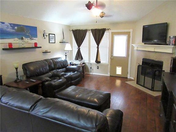 5th image of 6205 Hillside Ln
