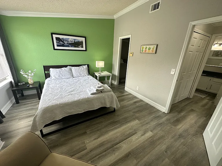 3014 Antique Oaks Cir #114 — Photo 7
