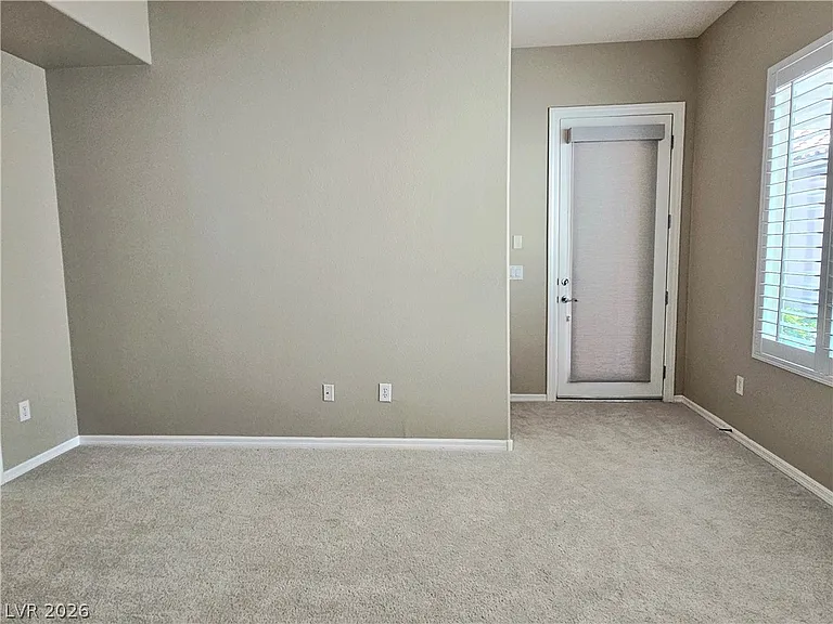 2139 Twin Falls Dr — Photo 47