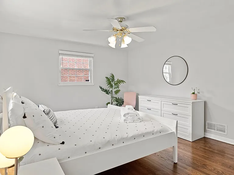 578 Clemson Dr — Photo 15