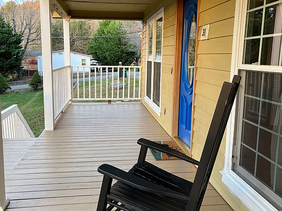 Front porch looking toward Wolf Rd.