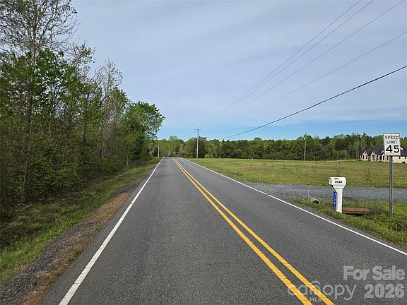 2nd image of 3121 Cold Springs Rd S