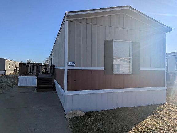 2nd image of 1010 Reservation Rd #B10