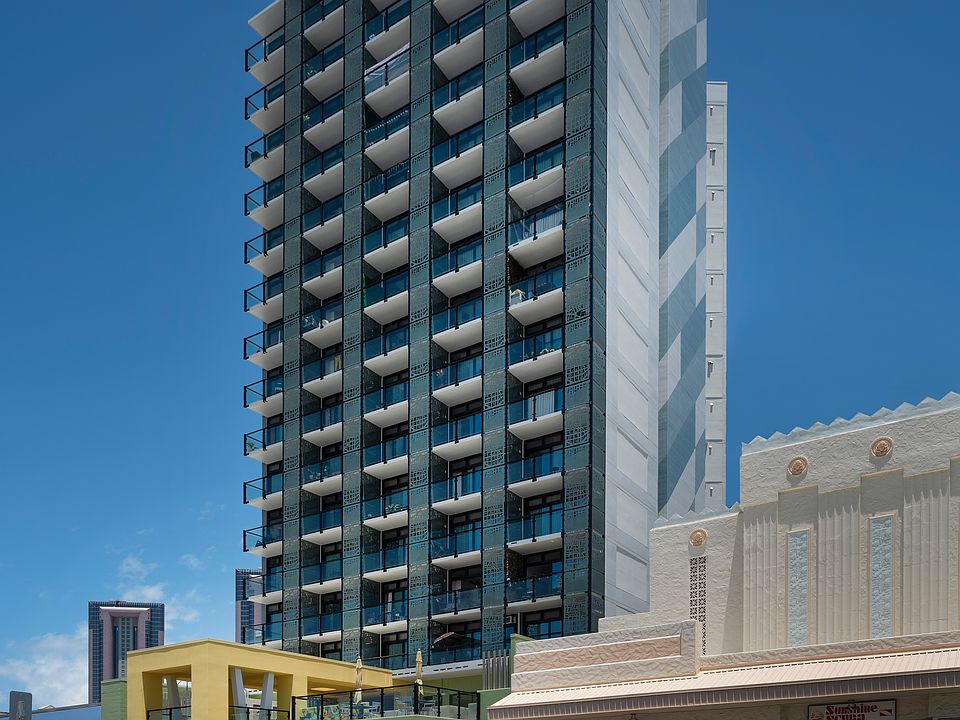High-Rise Comfort Surrounded by Culture and City Energy.