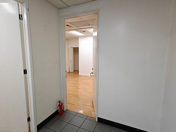 4th image of 737 Grant Ave #C-2