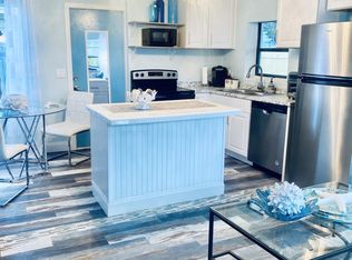 725 S Orlando Ave APT B, Cocoa Beach, FL 32931