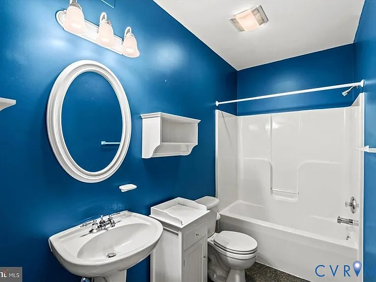 686 Lake Caroline Dr — Photo 57