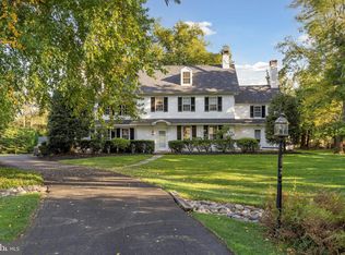 99 Crab Apple Ln, Hatboro, PA 19040
