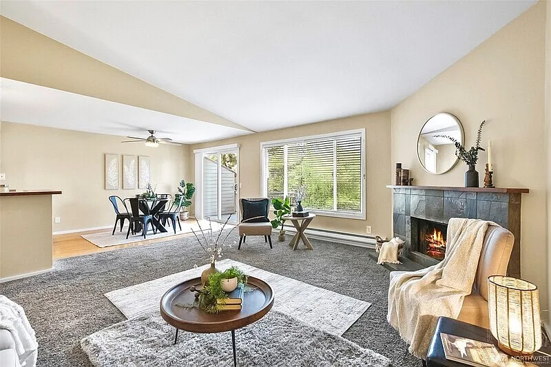 2 bed, 1.5 bath, 1068 sqft, $2,995 — Photo 4