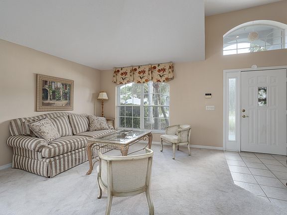 4th image of 880 Misty Creek Dr