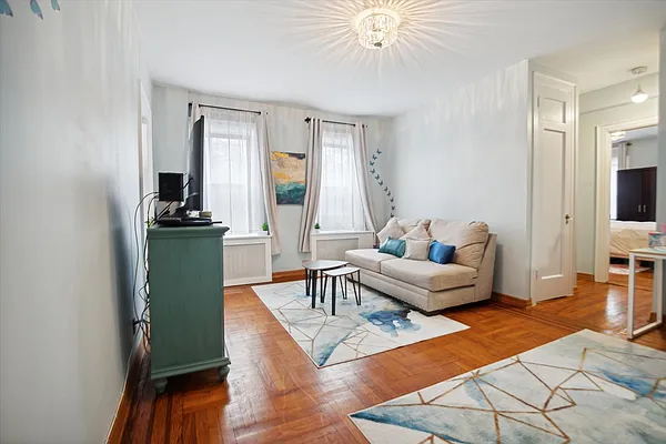 Sold by REMAX Elite | media 1