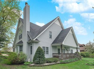 6854 Lorraine Dr, Countryside, IL 60525