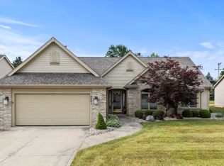 9801 Lyonhurst Rd, Fort Wayne, IN 46804