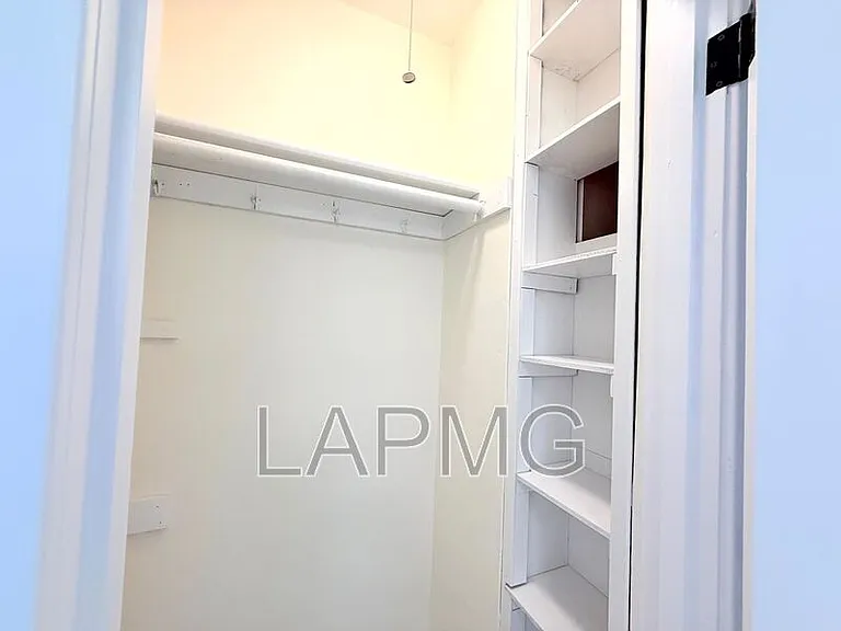6130 Whitsett Ave #6132 — Photo 30