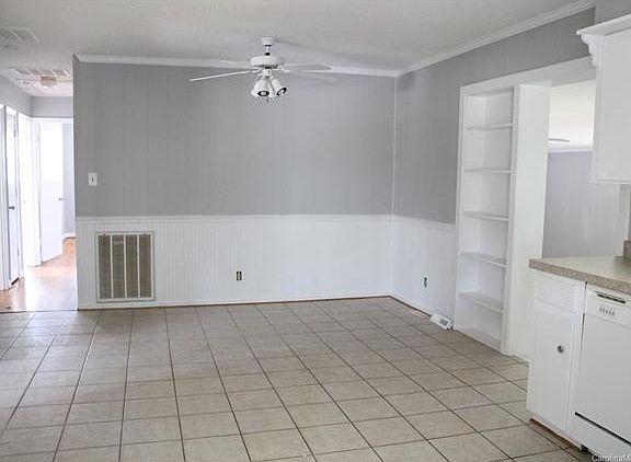 4th image of 2041 Franklin St