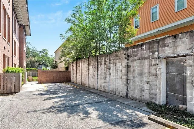 3601 Camp St #302 — Photo 41