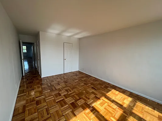 Rented by Oxford Property Group | media 10