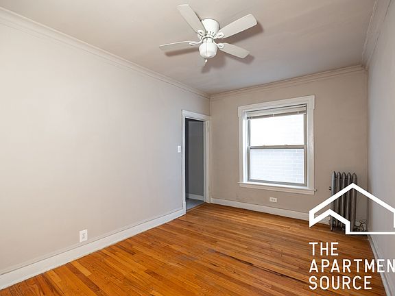 3rd image of 6347 N Magnolia Ave #2N