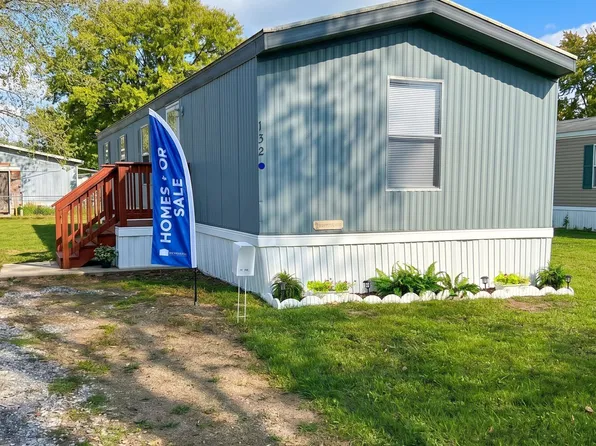 132 Cory Dr, Andover, KS 67002