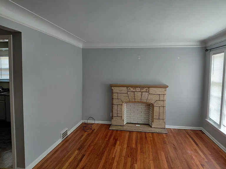 3911 Warrendale Rd — Photo 5
